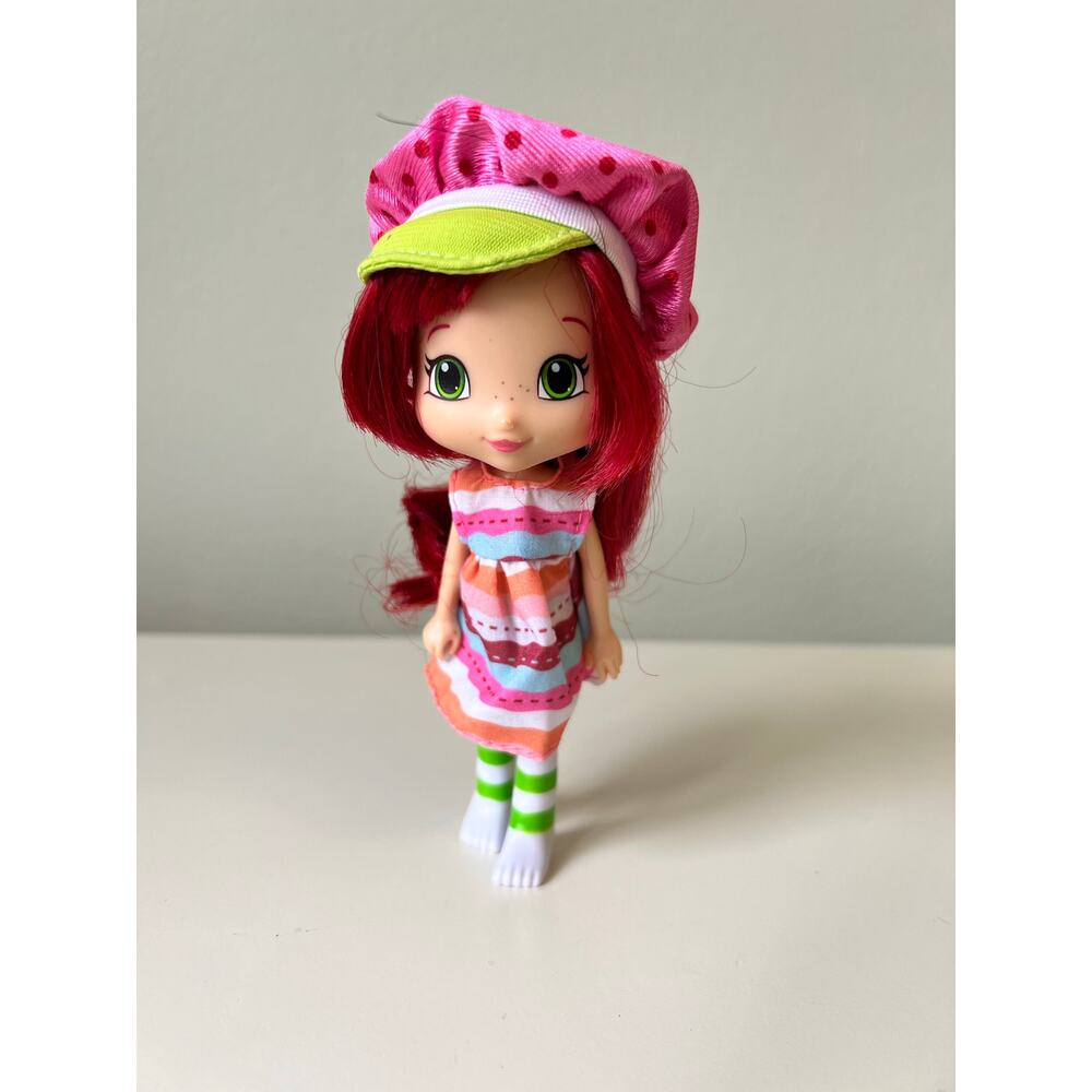 Strawberry Shortcake Doll 6 inches 2014